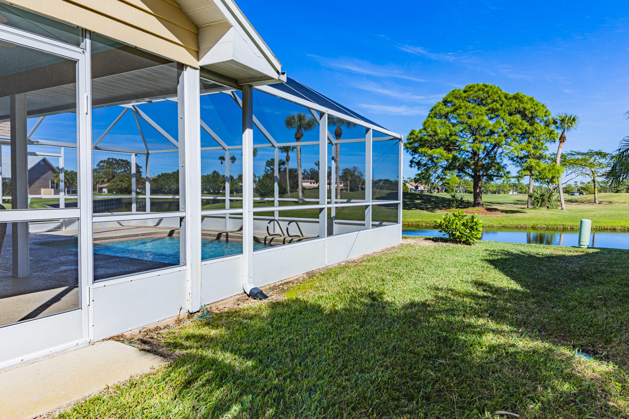 569 Dawson Drive Melbourne, FL 32940 - Photo 34 of 38 a view of a house with backyard and porch