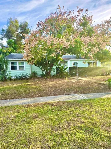 a house view with a outdoor space