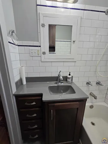 $149,900 | 1718 Southwest Randolph Avenue, Topeka, KS 66604