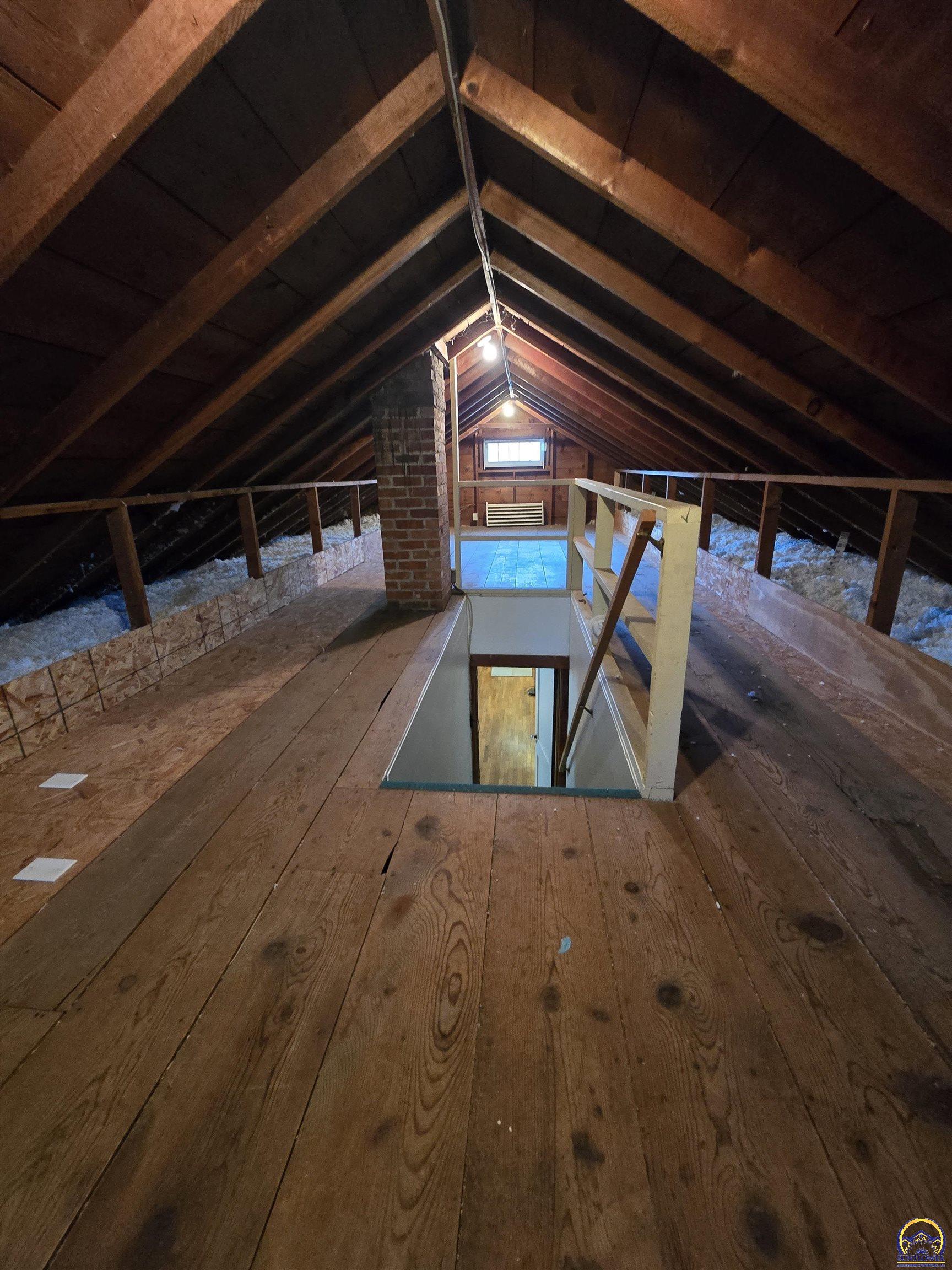 1718 Southwest Randolph Avenue Topeka, KS 66604 - Photo 18 of 28