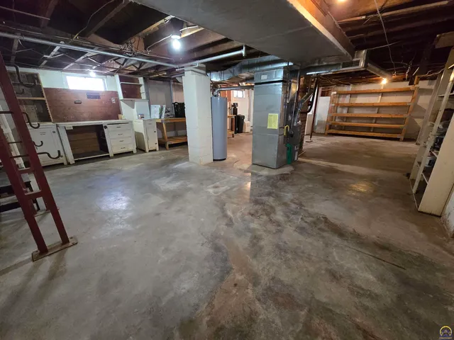 $149,900 | 1718 Southwest Randolph Avenue, Topeka, KS 66604