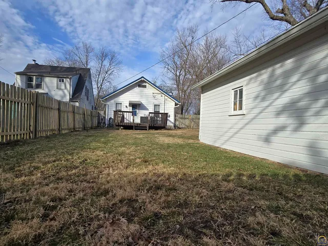 $149,900 | 1718 Southwest Randolph Avenue, Topeka, KS 66604