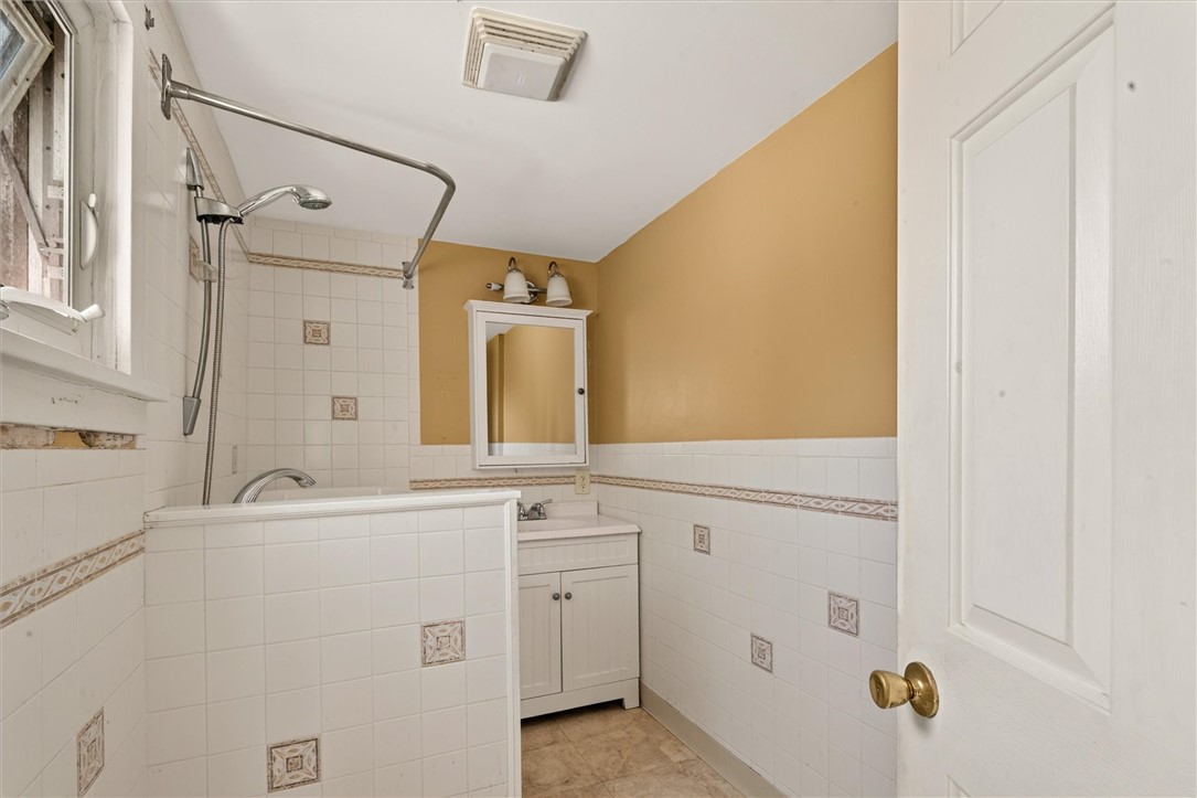 557 Curtis Road Parma, NY 14468 - Photo 27 of 36 Gallery Image 27
