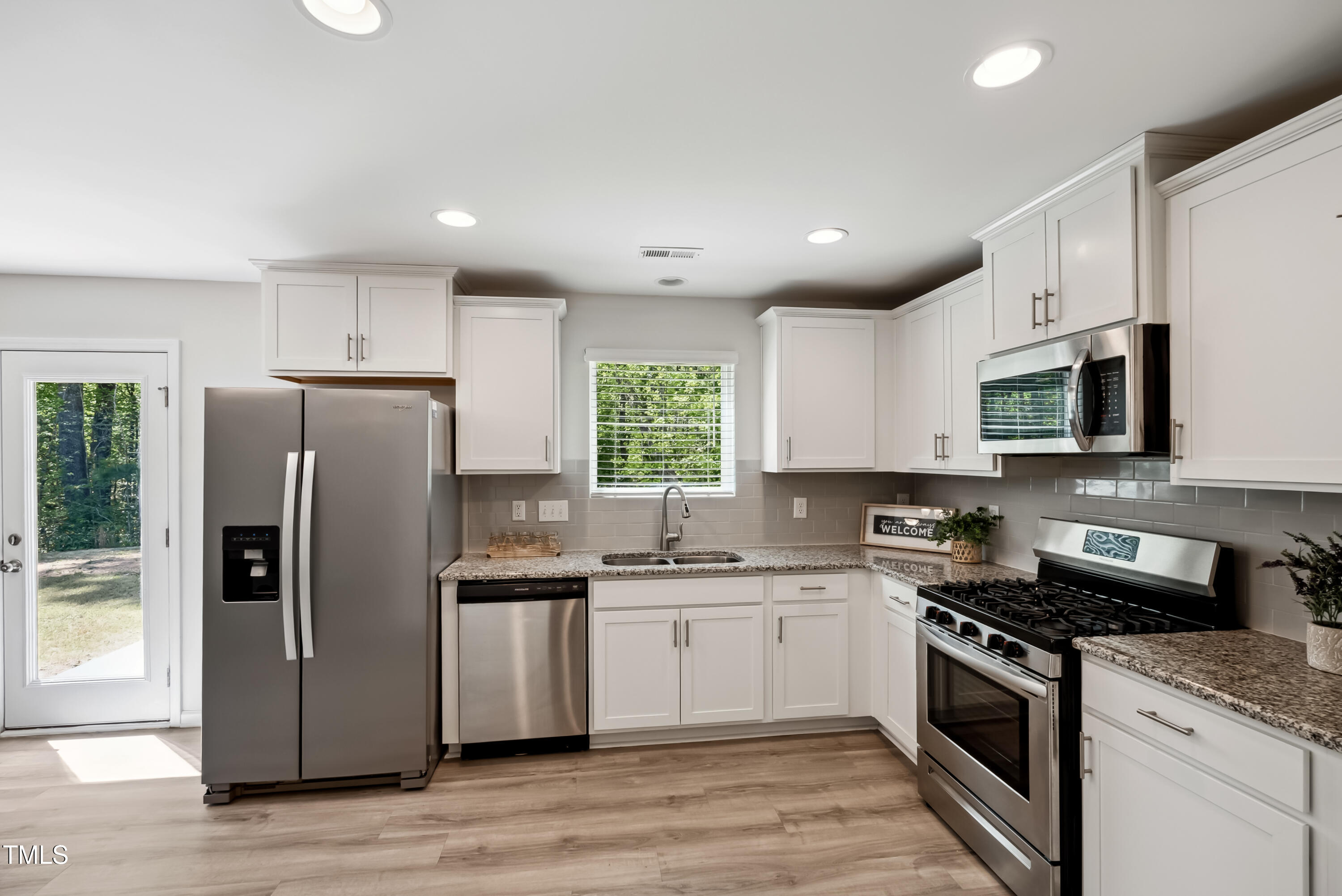 2800 Elsa Drive Raleigh, NC 27610 - Photo 11 of 50 25_dsc01201