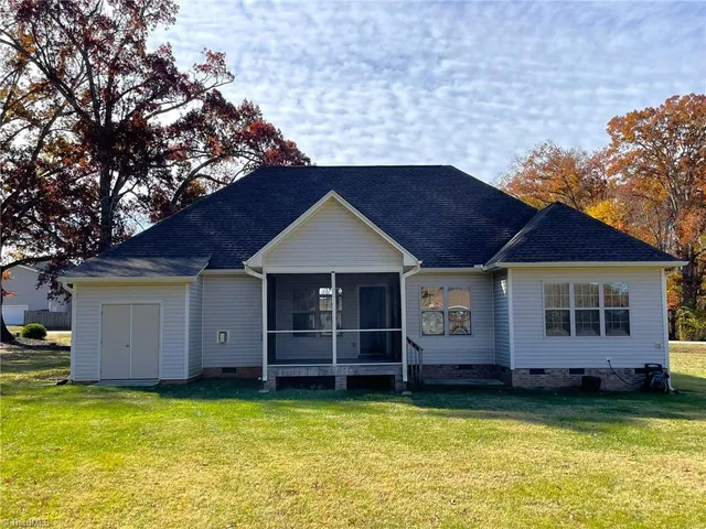 $397,500 | 3003 Pearson Farm Drive, Browns Summit, NC 27214