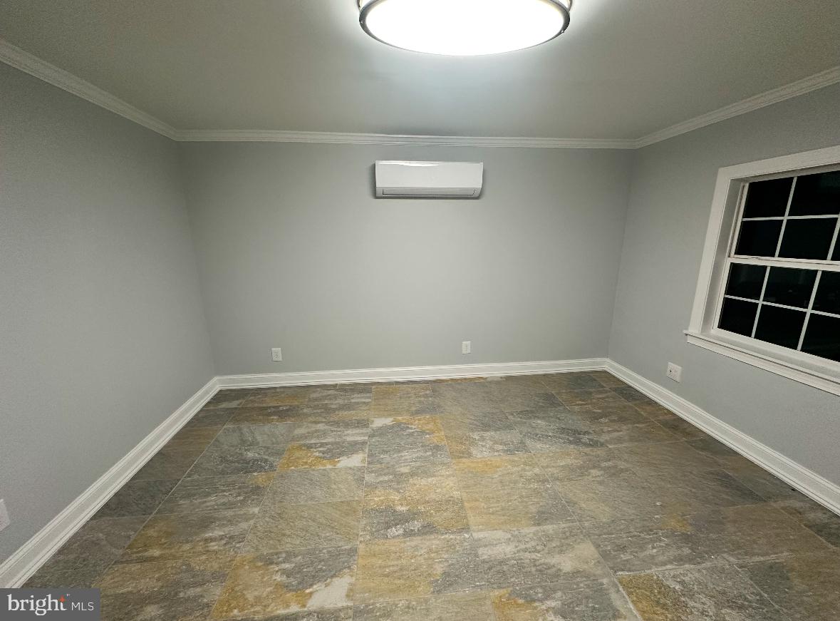 631 Hill Road Wernersville, PA 19565 - Photo 16 of 17 a view of empty room
