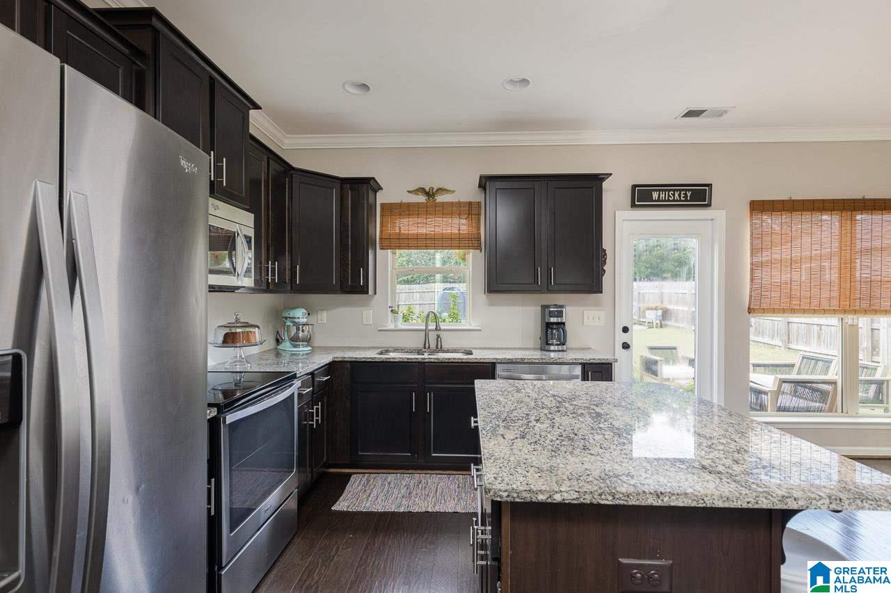 235 Falling Waters Way Alabaster, AL 35114 - Photo 10 of 35 Gallery Image 10