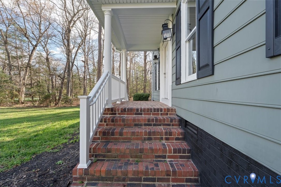 5300 Copperpenny Road Chesterfield, VA 23832 - Photo 4 of 47