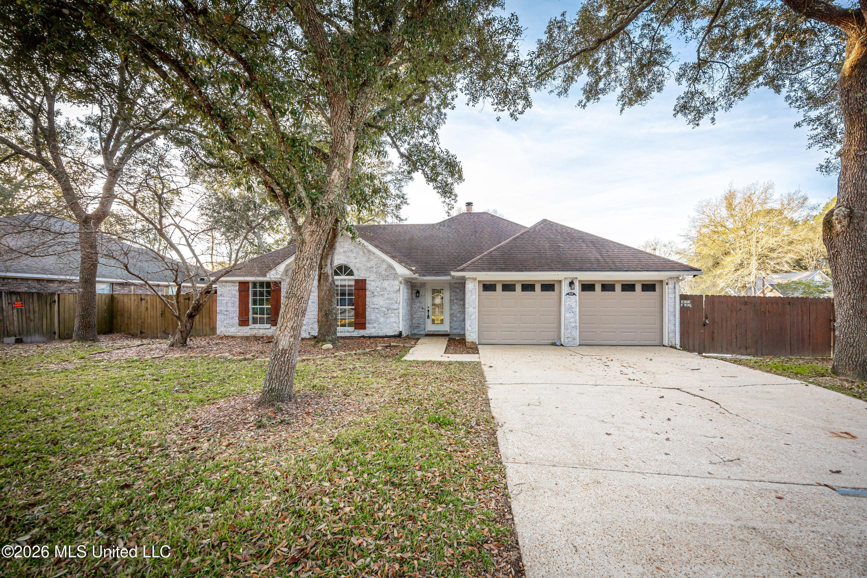9229 Pointe Aux Chenes Road Ocean Springs, MS 39564 - Photo 3 of 60 IMG_1434