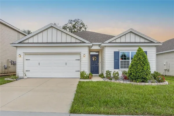 $2,350 | 6032 Southwest 84th Street, Gainesville, FL 32608