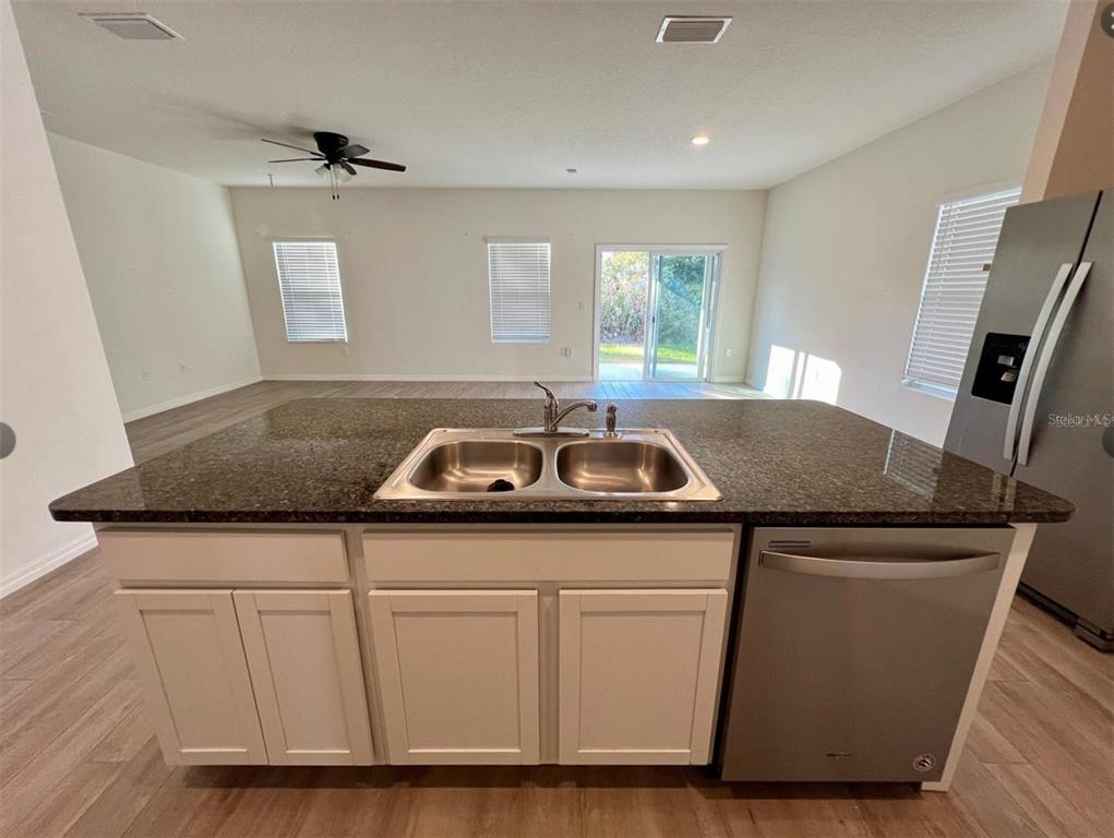 6032 Southwest 84th Street Gainesville, FL 32608 - Photo 9 of 28