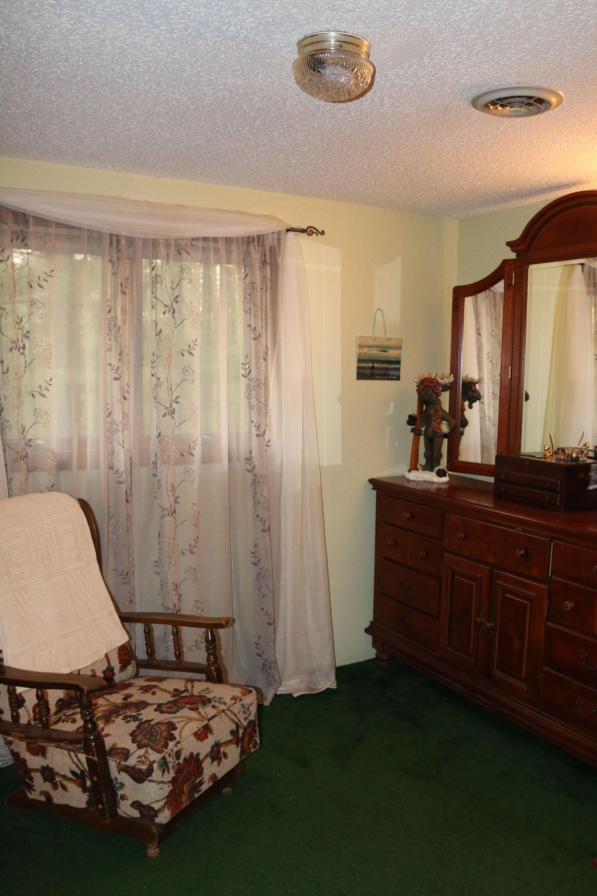 236 East River Road Skowhegan, ME 04976 - Photo 22 of 29 Dressing Room