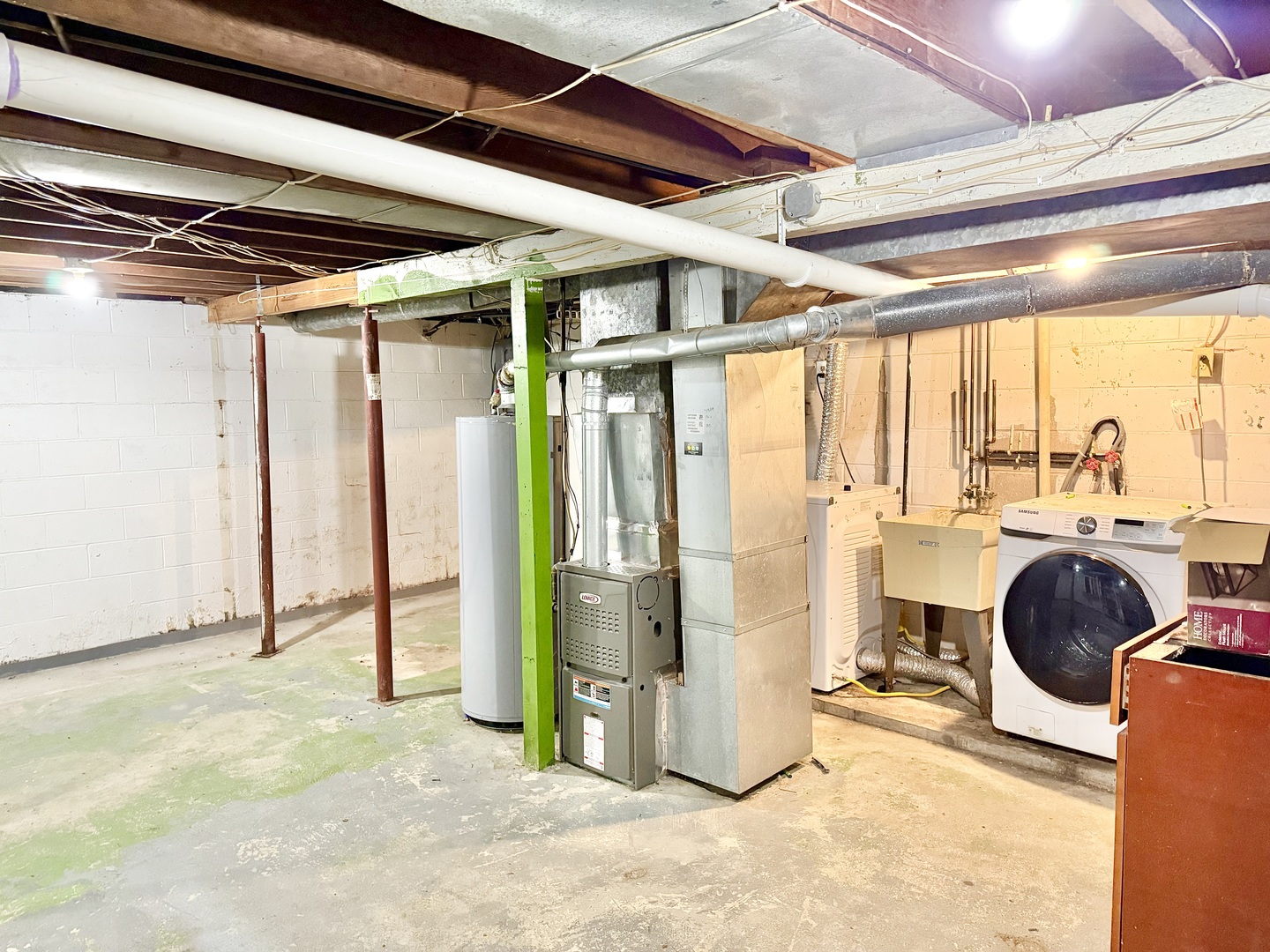 302 Highway 71 Newark, IL 60541 - Photo 16 of 19 a view of a storage & utility room
