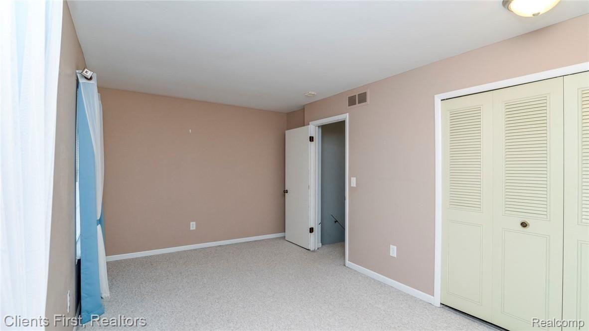 17125 Rudgate Street Southgate, MI 48195 - Photo 31 of 44 031218106134_22.jpg