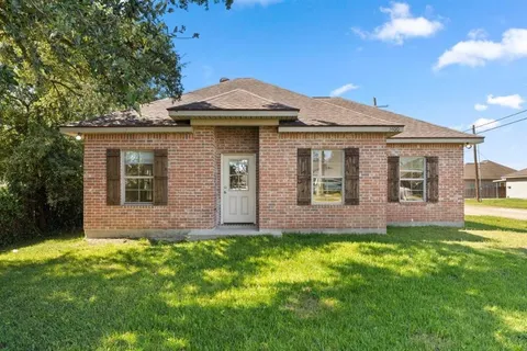 $174,900 | 3400 Lake Street, Lake Charles, LA 70605