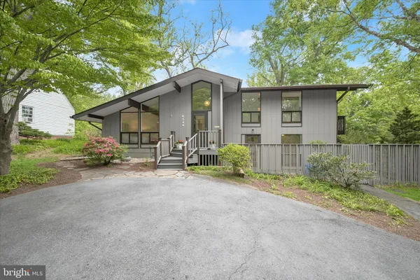 $1,095,000 | 6544 Wiscasset Road, Bethesda, MD 20816