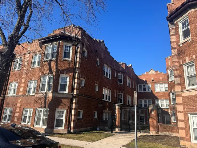$995 | 6841 21st Street, Unit GW, Berwyn, IL 60402