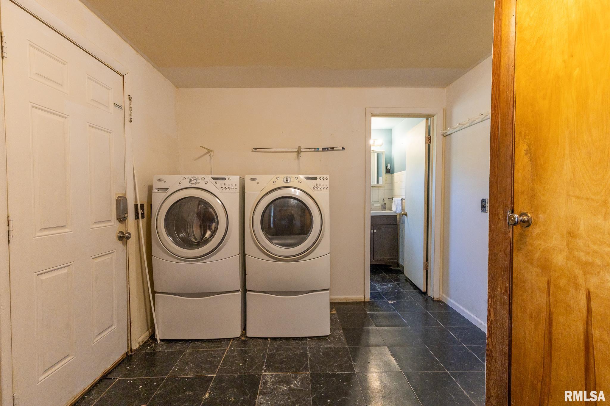 207 East Elm Street Thayer, IL 62689 - Photo 22 of 29