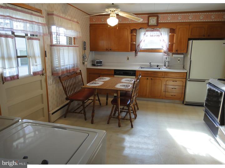 225 Chelsea Road Fairless Hills, PA 19030 - Photo 9 of 15 Gallery Image 9