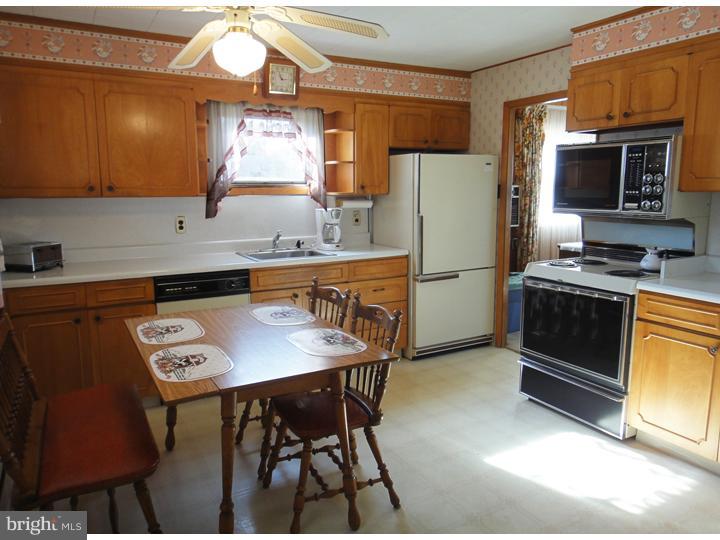 225 Chelsea Road Fairless Hills, PA 19030 - Photo 10 of 15 Gallery Image 10