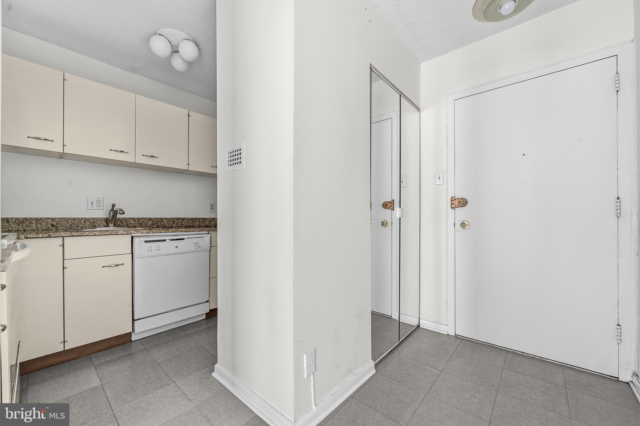 1800 R Street Northwest, Unit 604 Washington, DC 20009 - Photo 10 of 16