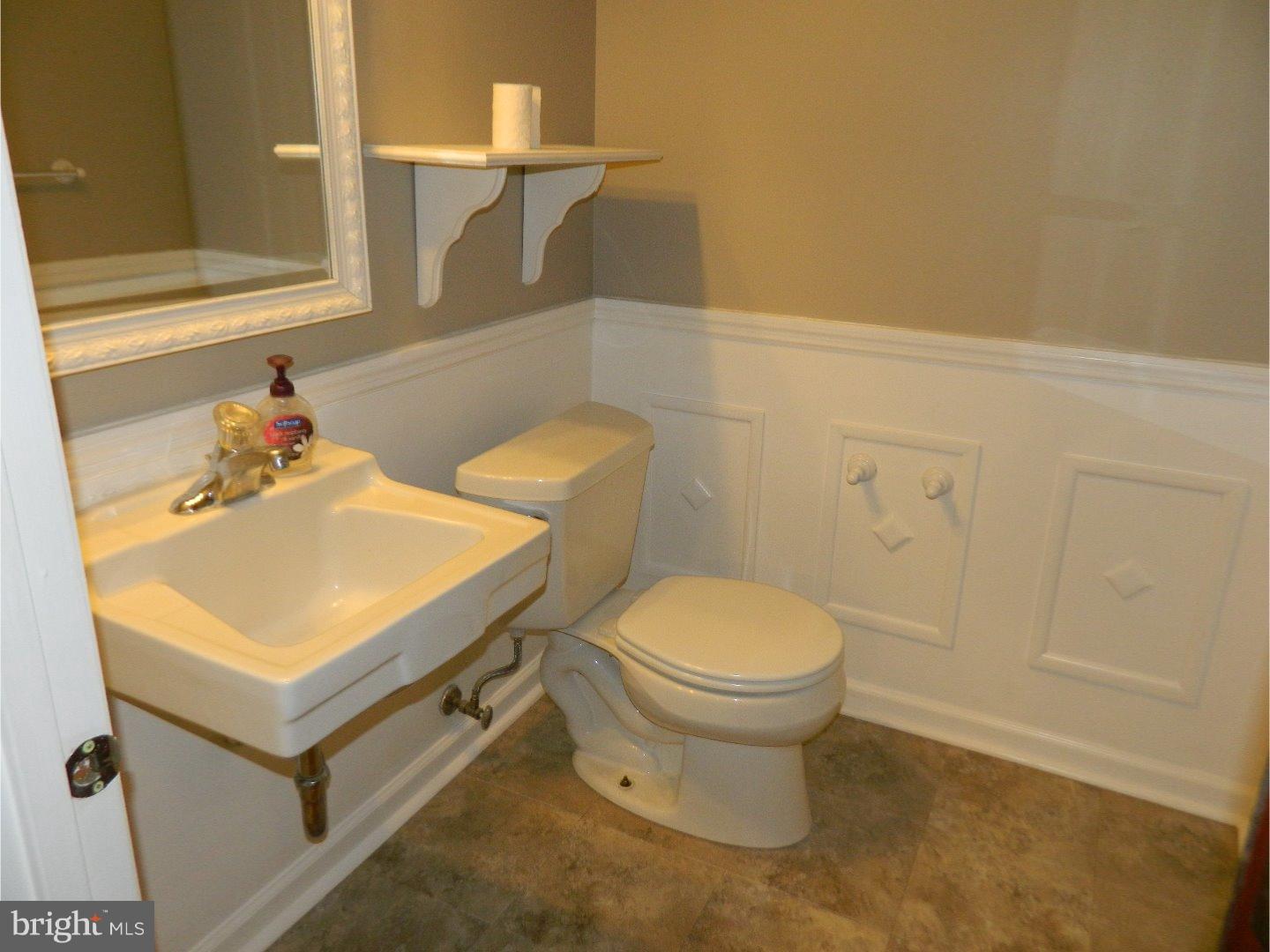 2706 Fairhope Road Wilmington, DE 19810 - Photo 17 of 22 Half Bath