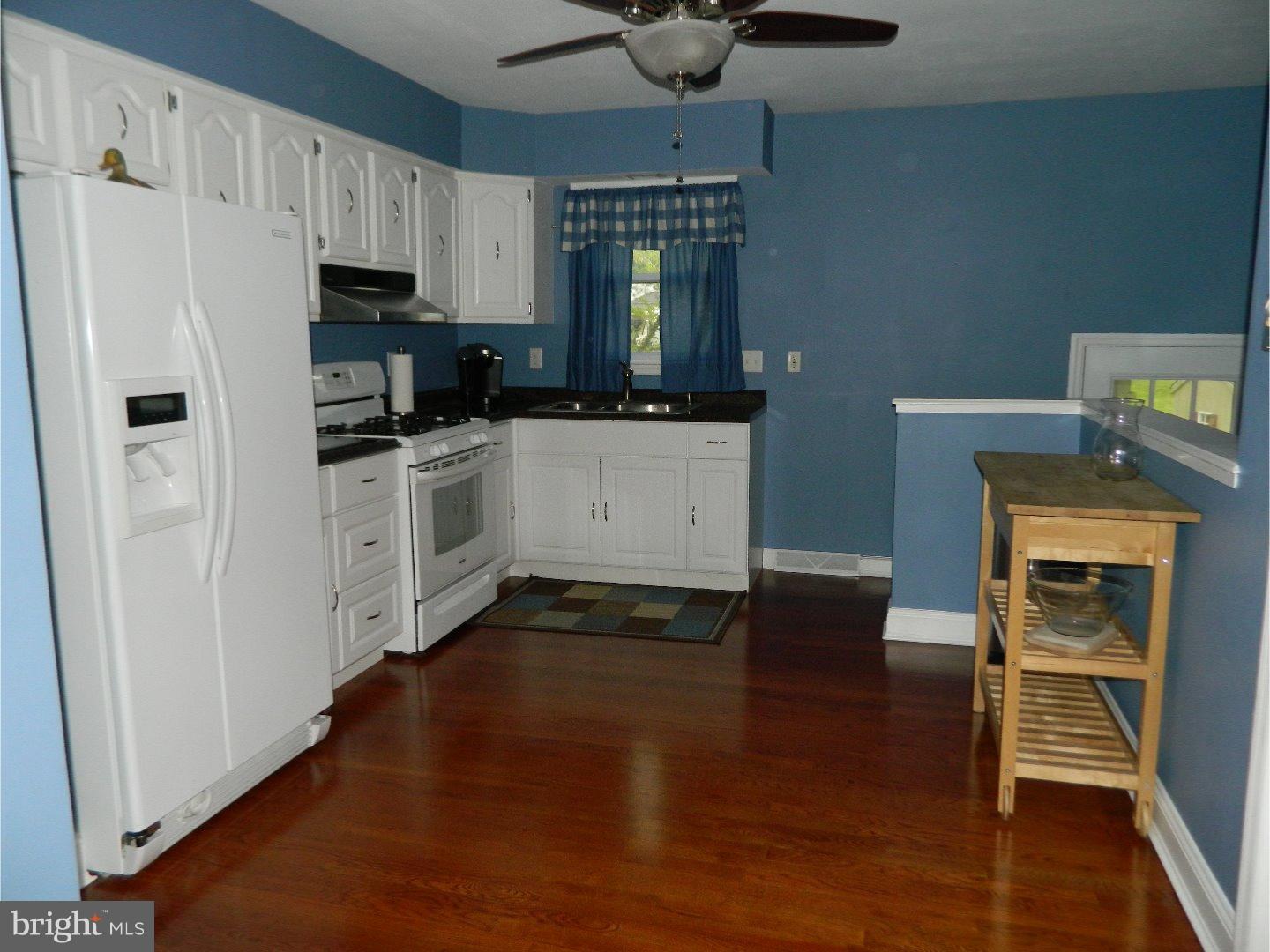 2706 Fairhope Road Wilmington, DE 19810 - Photo 4 of 22 Kitchen
