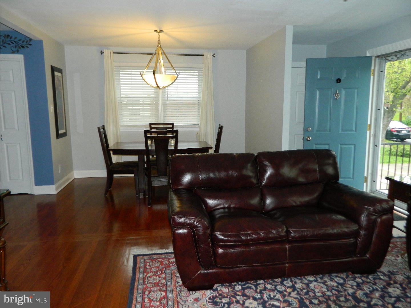 2706 Fairhope Road Wilmington, DE 19810 - Photo 8 of 22 Living Room