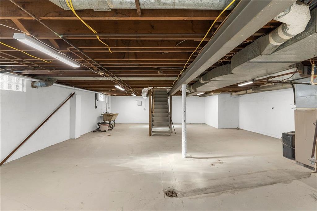 326 Frazier Drive New Castle, PA 16105 - Photo 21 of 29 Basement