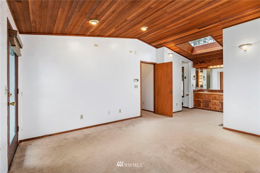 3071 Anderson Road Southeast Port Orchard, WA 98366 - Photo 13 of 26 Gallery Image 13