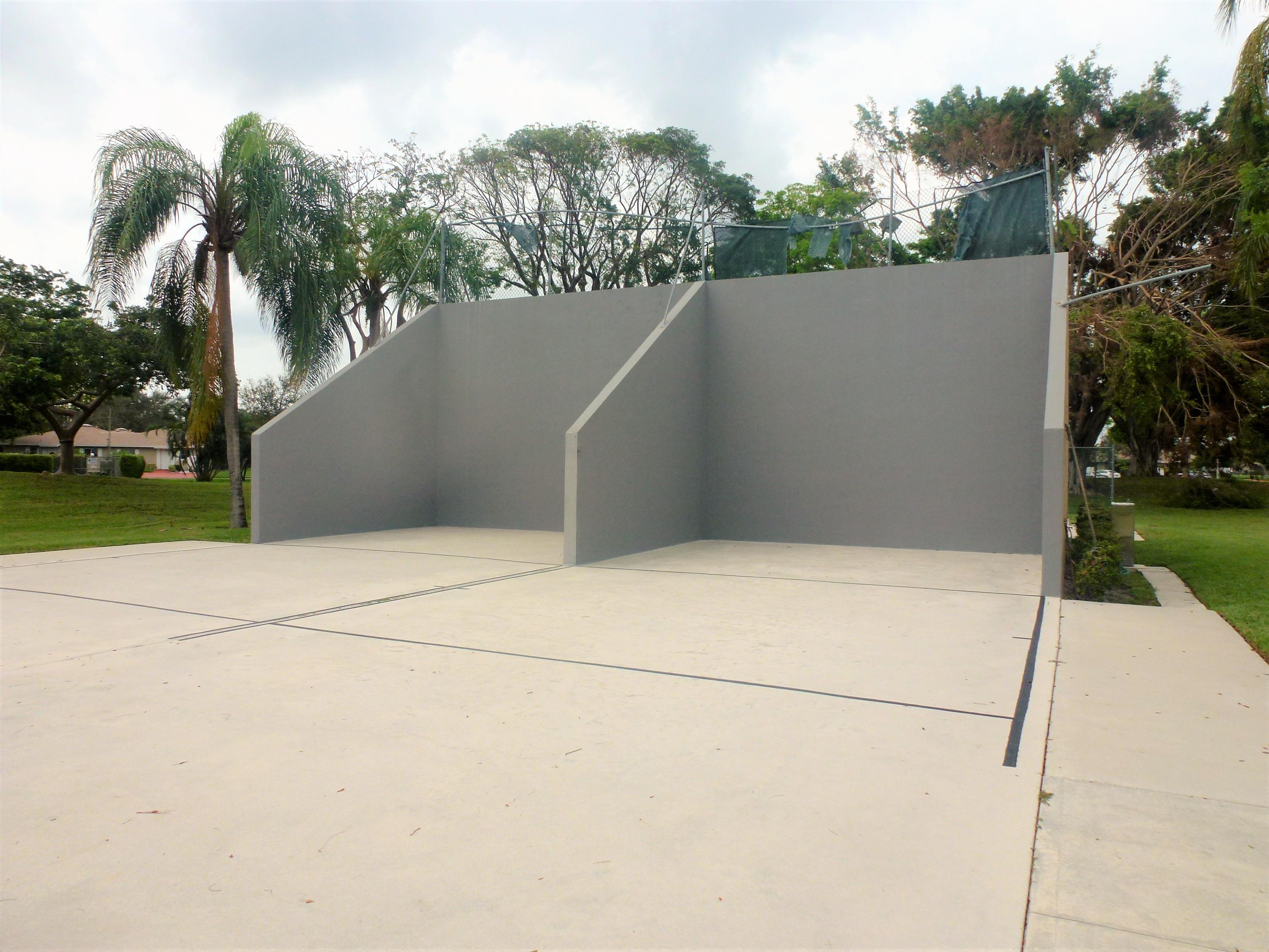 18952 Argosy Drive Boca Raton, FL 33496 - Photo 25 of 27 Squash Courts