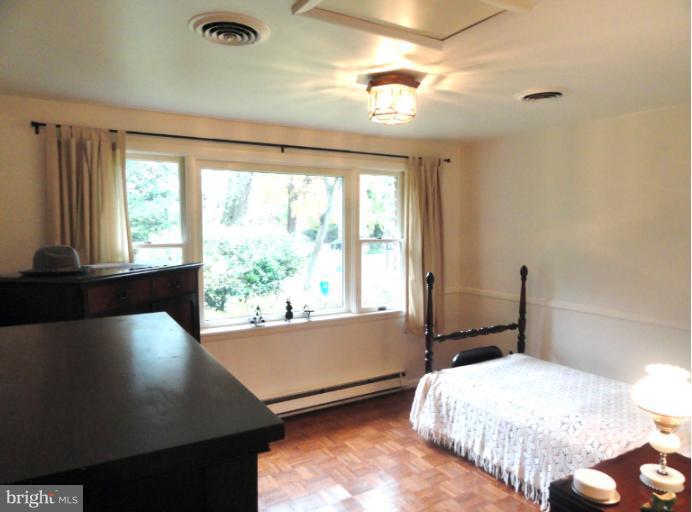713 Shelley Road Towson, MD 21286 - Photo 5 of 21 Bedroom