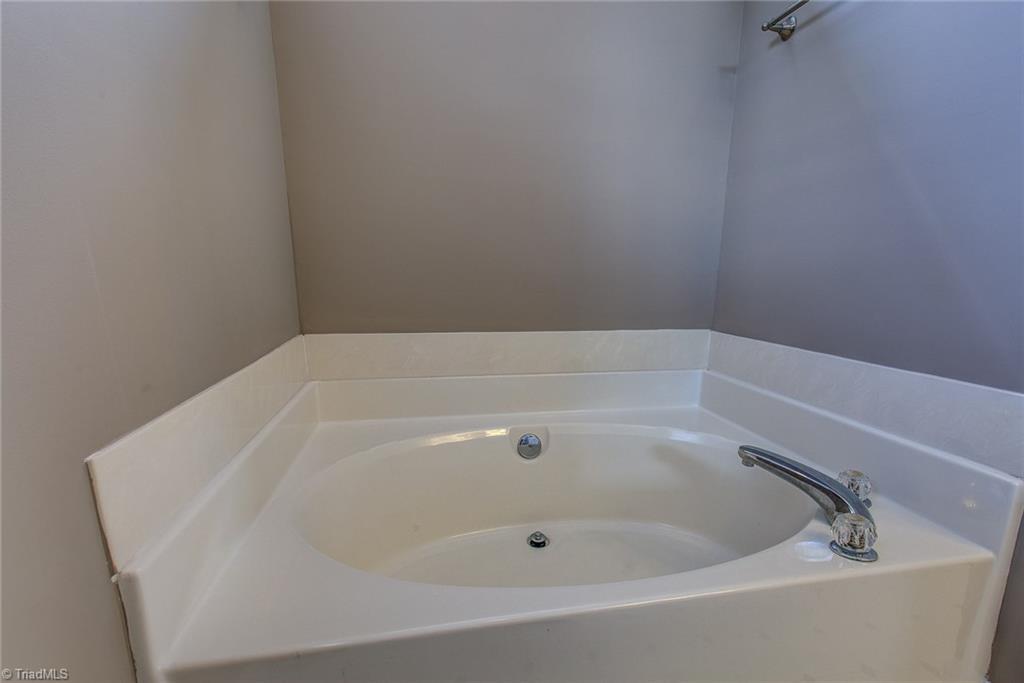 6032 Holder Road Clemmons, NC 27012 - Photo 22 of 30 Gallery Image 22