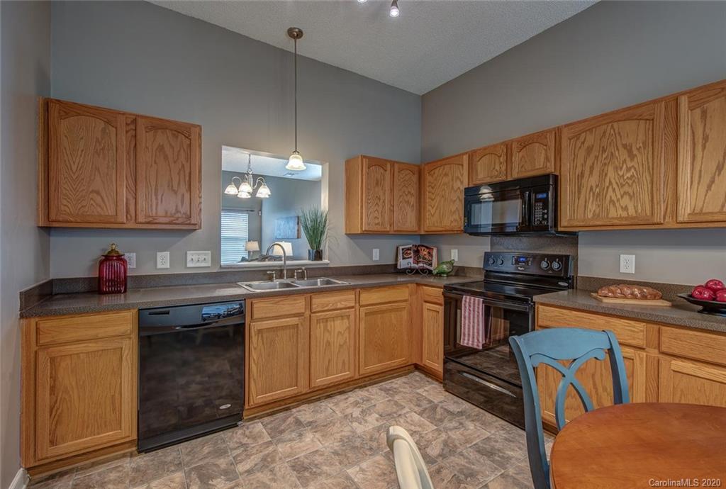 817 River Trail Road Lowell, NC 28098 - Photo 6 of 27 Gallery Image 6