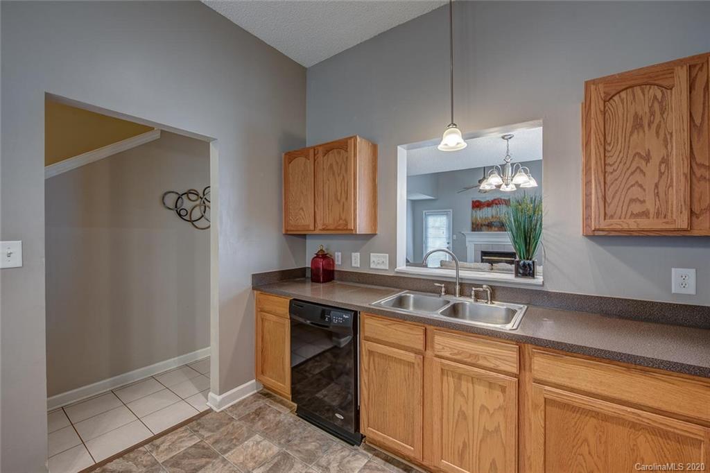 817 River Trail Road Lowell, NC 28098 - Photo 7 of 27 Gallery Image 7