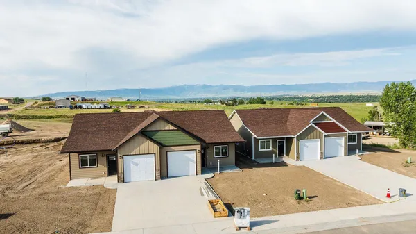 $374,000 | 626 Valley View Drive, Sheridan, WY 82801