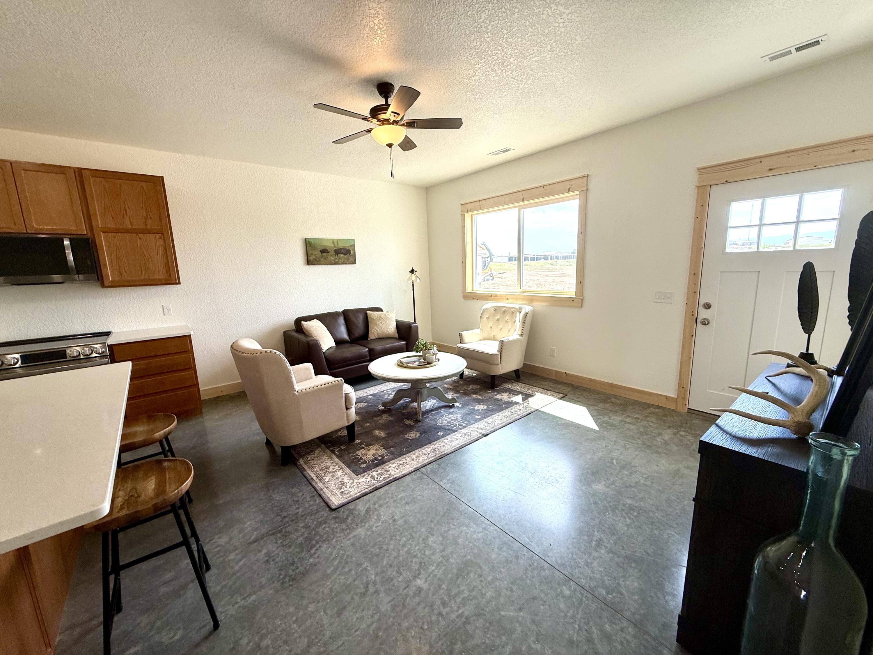 626 Valley View Drive Sheridan, WY 82801 - Photo 9 of 28 IMG_3359