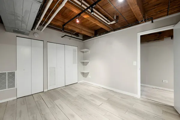 $3,300 | 701 West Jackson Boulevard, Unit 102, Chicago, IL 60661