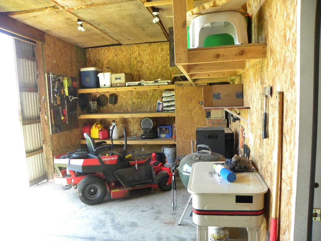 7305 West Gary Road Chesaning, MI 48616 - Photo 19 of 25 31385717-19.JPG