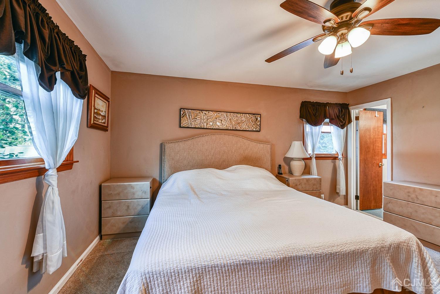 9 Kevin Road East Brunswick, NJ 08816 - Photo 21 of 29 Gallery Image 21