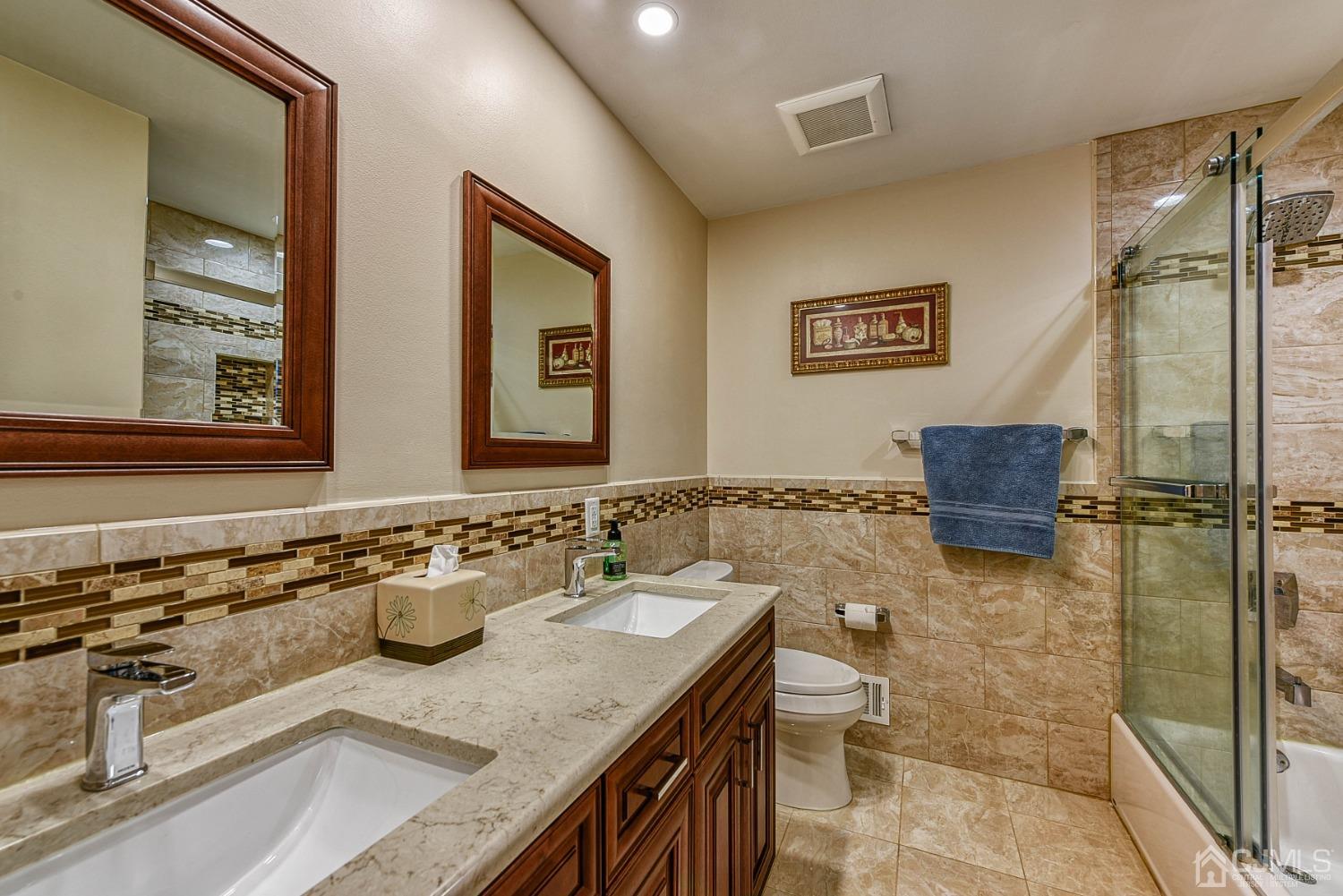 9 Kevin Road East Brunswick, NJ 08816 - Photo 23 of 29 Gallery Image 23