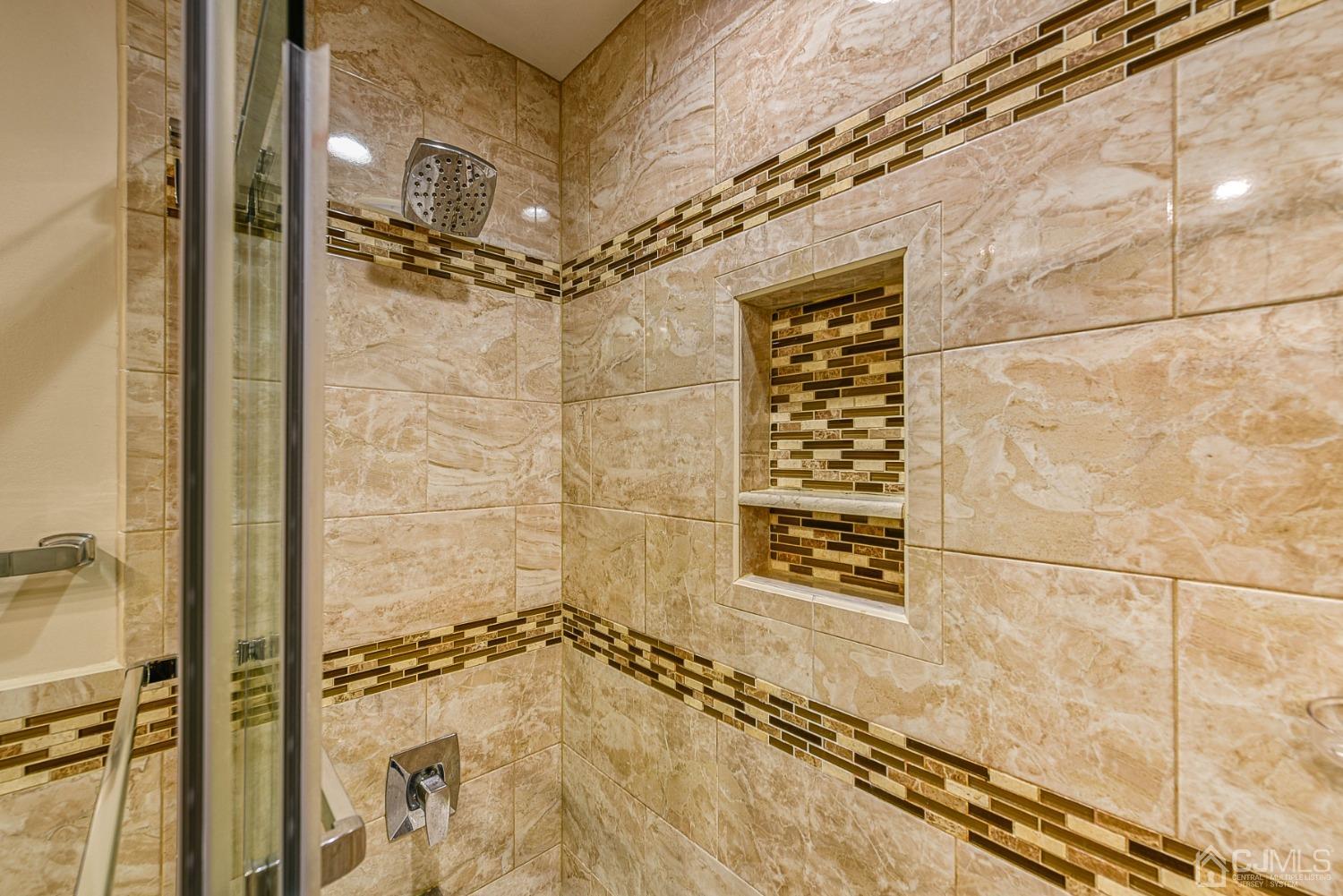 9 Kevin Road East Brunswick, NJ 08816 - Photo 24 of 29 Gallery Image 24