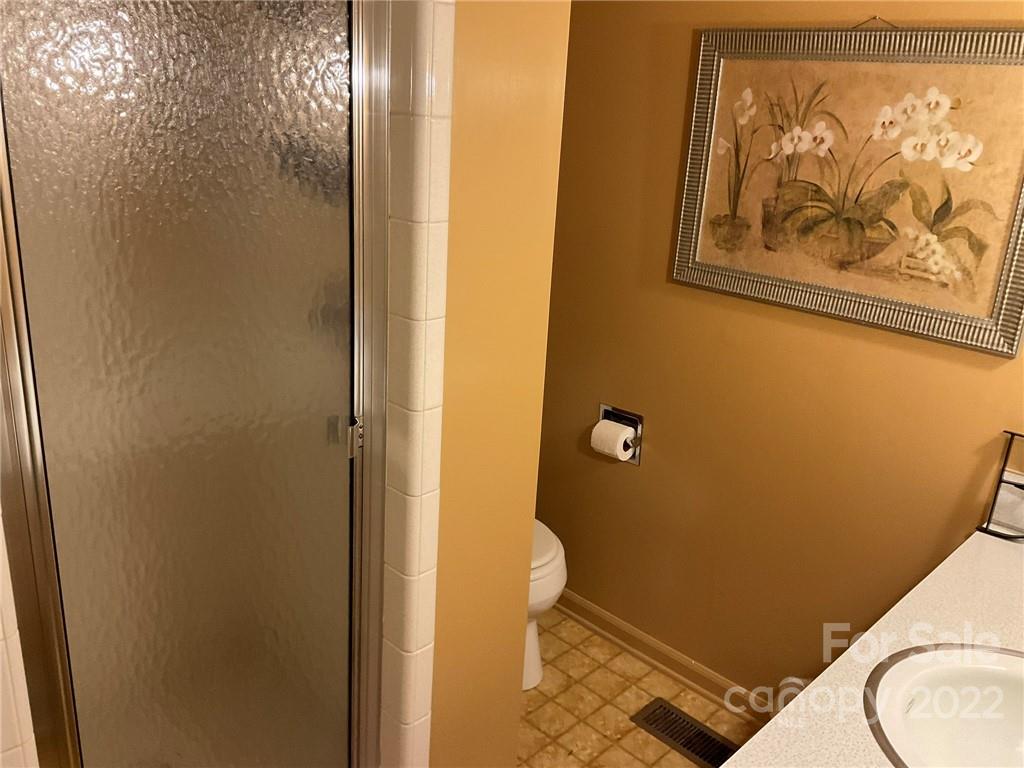 4128 Linwood Road Gastonia, NC 28052 - Photo 27 of 39 Gallery Image 27