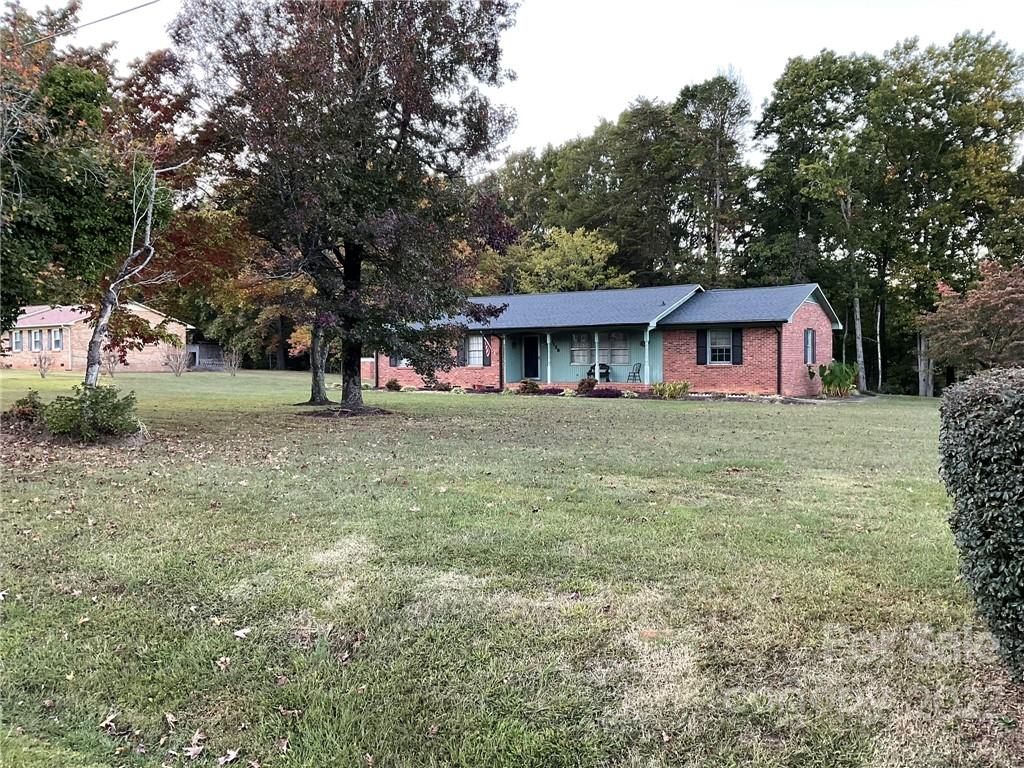 4128 Linwood Road Gastonia, NC 28052 - Photo 3 of 39 Gallery Image 3