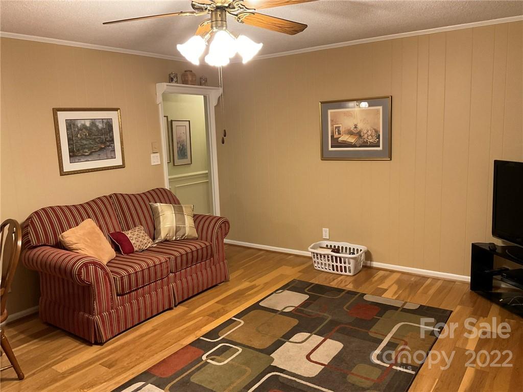 4128 Linwood Road Gastonia, NC 28052 - Photo 33 of 39 Gallery Image 33