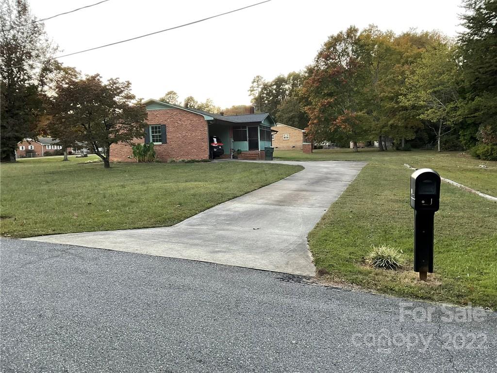4128 Linwood Road Gastonia, NC 28052 - Photo 10 of 39 Gallery Image 10