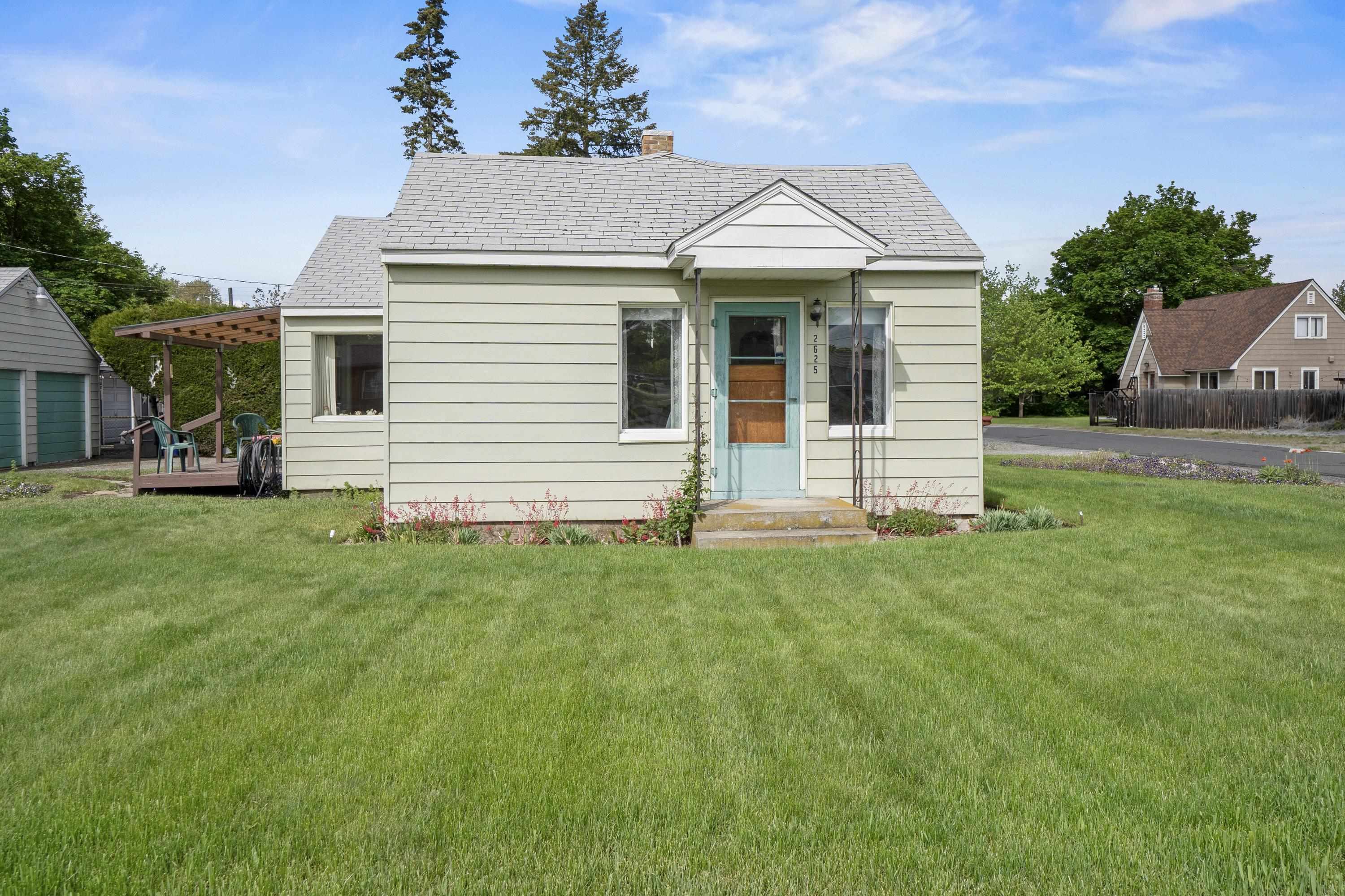 2625 North Vista Road Spokane Valley, WA 99212 - Photo 1 of 37