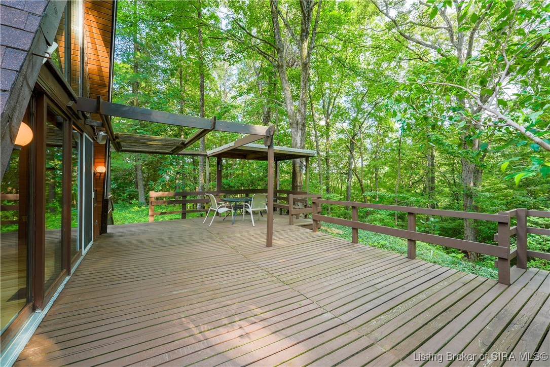 531 Spickert Knob Road New Albany, IN 47150 - Photo 3 of 39 Decking off great room