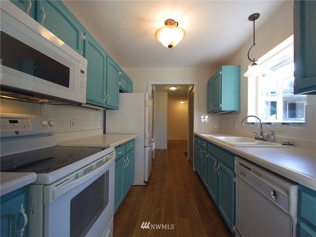406 Reservoir Road Sequim, WA 98382 - Photo 11 of 25 Gallery Image 11