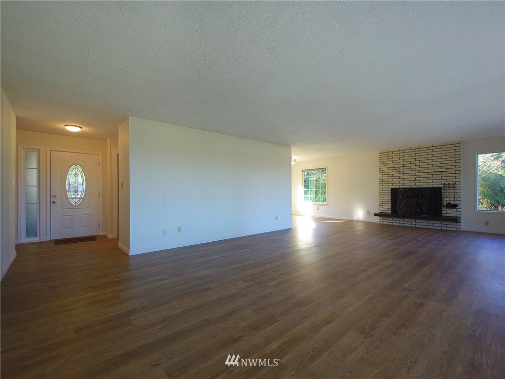 406 Reservoir Road Sequim, WA 98382 - Photo 8 of 25 Gallery Image 8